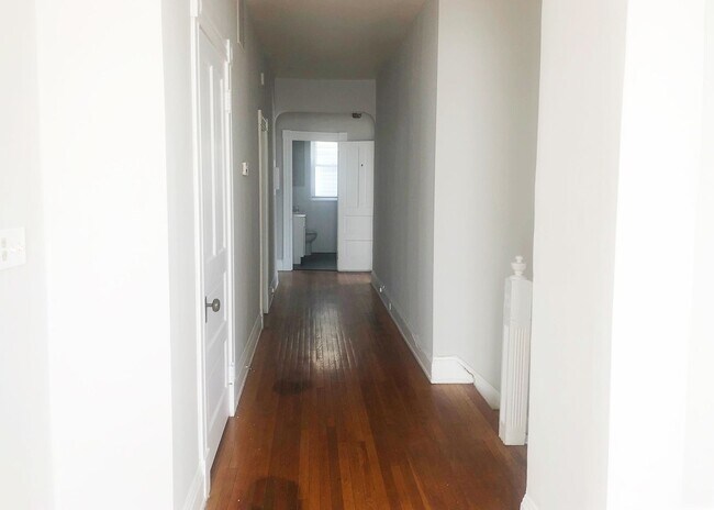 Building Photo - 344-348 Howell Avenue