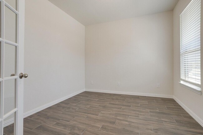 Building Photo - 6721 Farsight Dr