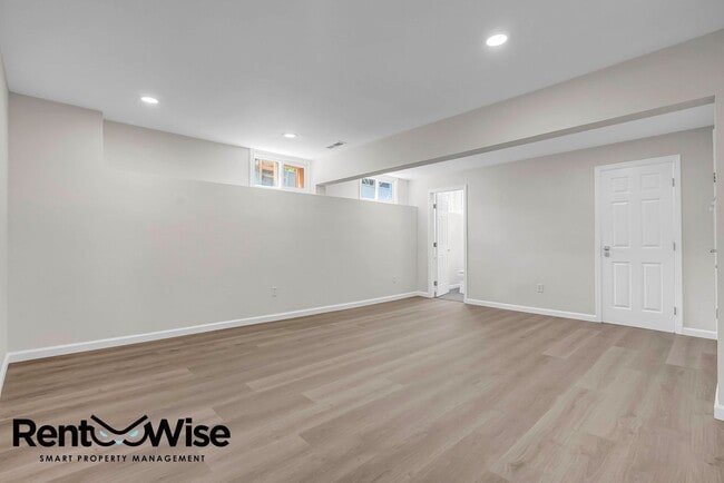Building Photo - 5510 Plumas Ave