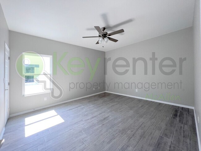 Building Photo - 1812 Redbud Ln