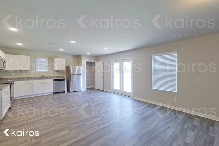 Building Photo - 243 Hawthorn Trail