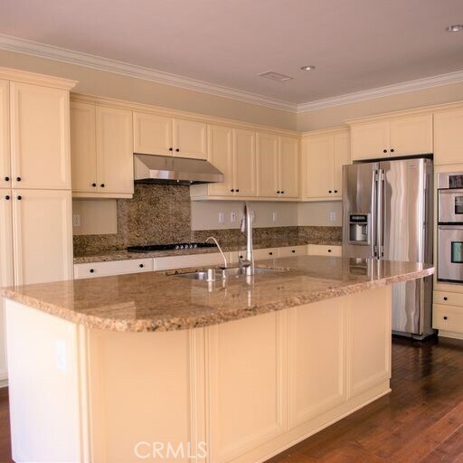 Building Photo - 56 Twin Gables