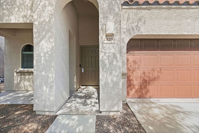 Building Photo - This very popular 2-story home floor plan ...