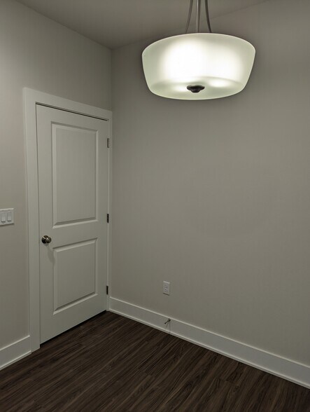 Building Photo - 1964 S Warrior Ln