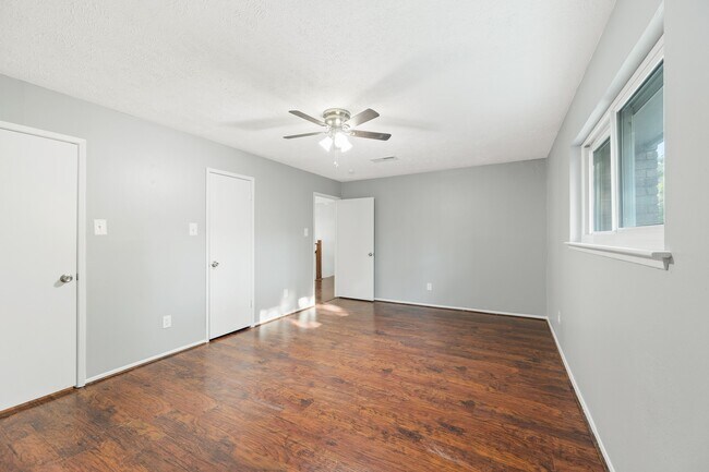 Building Photo - 1363 Westgreen Blvd