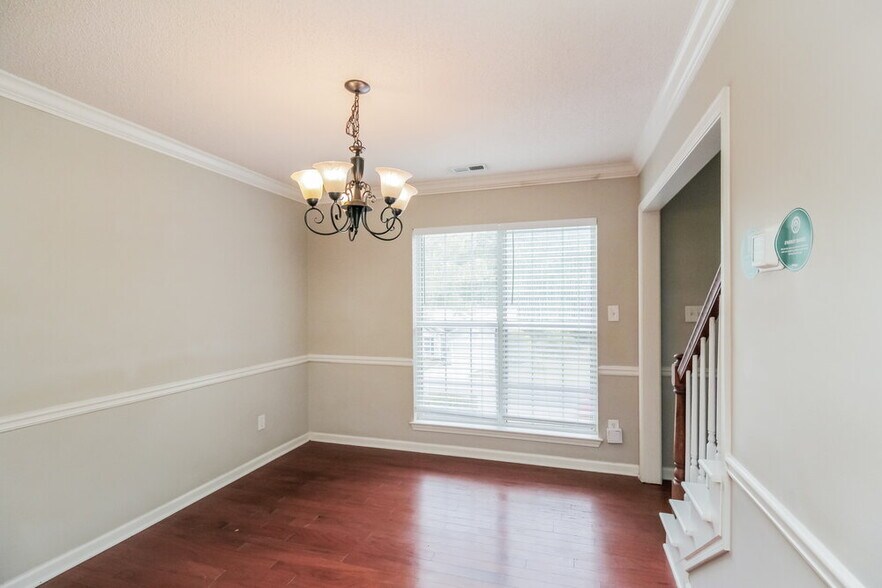 Building Photo - 8433 Woodford Bridge Dr