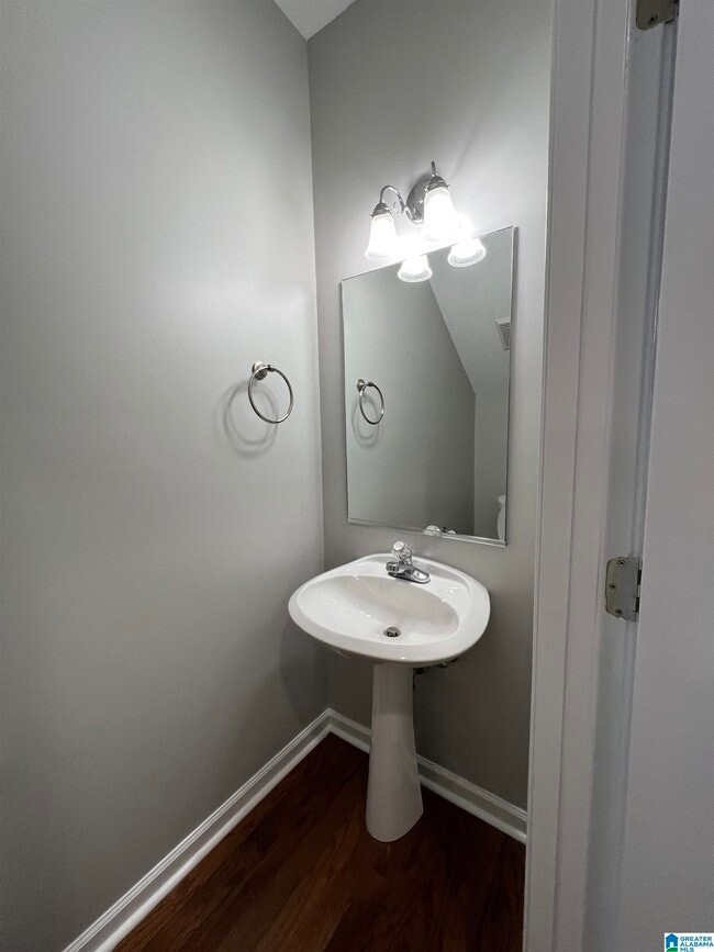 Building Photo - 1648 Savannah Park Ln