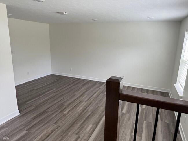 Building Photo - 912 Yorkshire Ln
