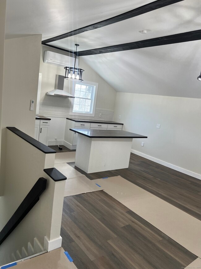 Building Photo - 22 Hemlock Trail
