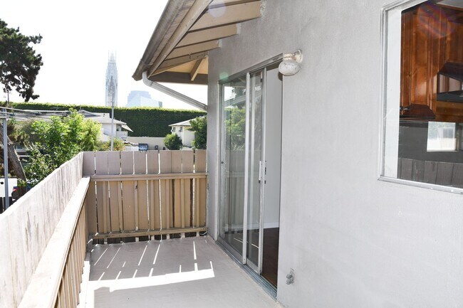 Building Photo - 12071 Laguna St