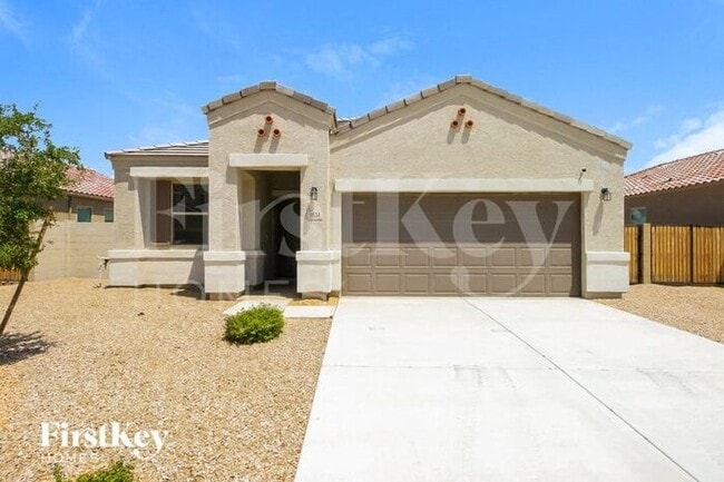 Primary Photo - 11534 E Cliffrose Ln
