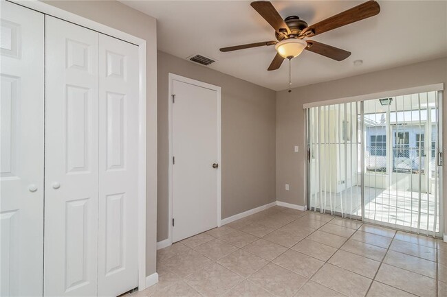 Building Photo - 3824 Moog Rd