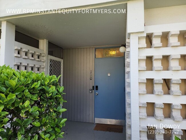 Primary Photo - 330 Tudor Dr