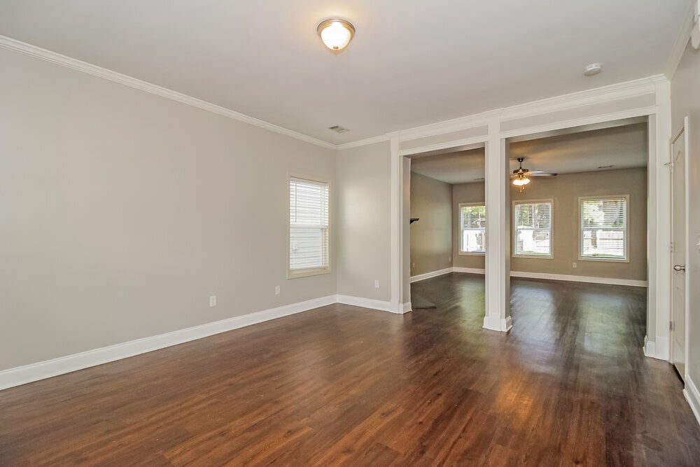 Building Photo - 314 Parkmont Way