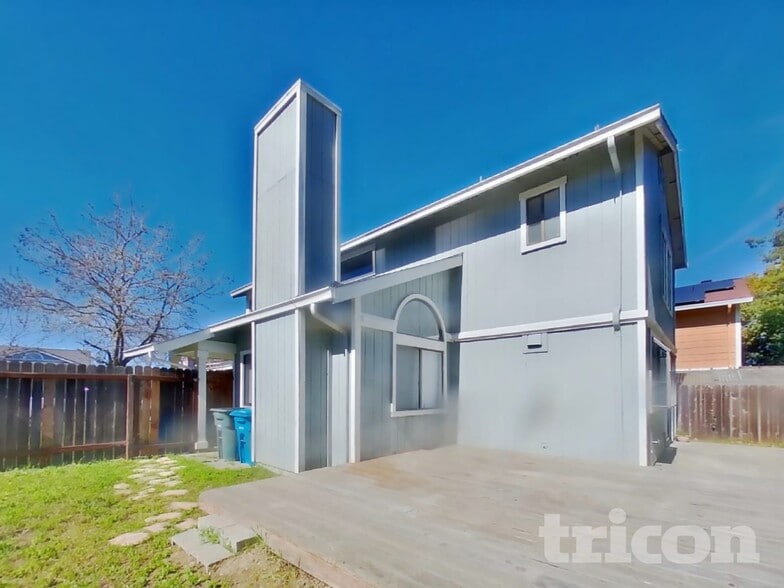 Building Photo - 254 Voyager Dr