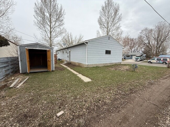 Building Photo - 4 Bedroom 2 Bathroom Home on Large Corner Lot with 2 Car Attached Garage In Great Neighborhood In...