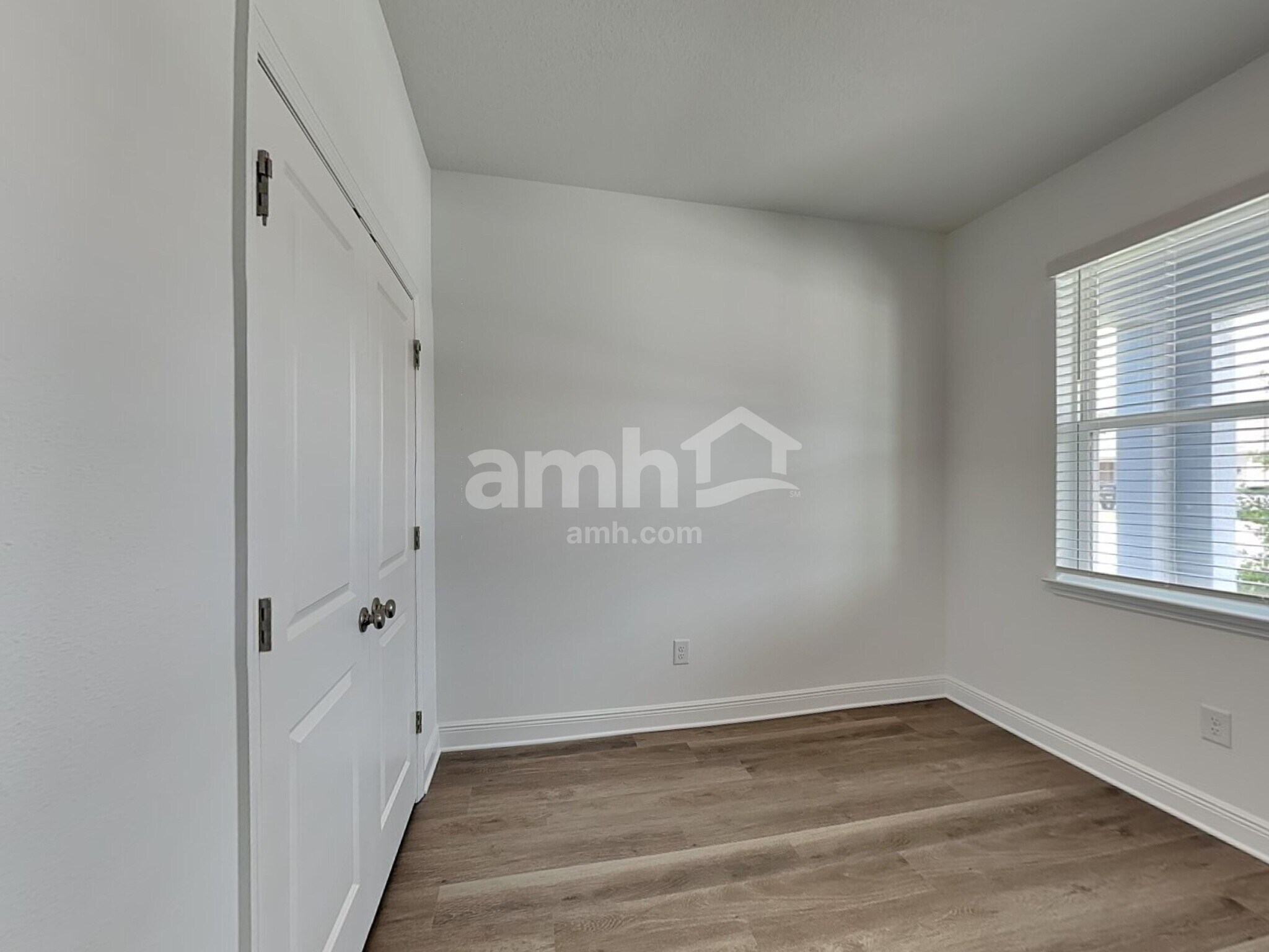 Building Photo - 14526 Cedar ml dr