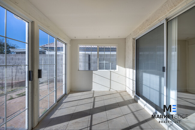 Building Photo - House in Tempe! JOIN THE WAITLIST!