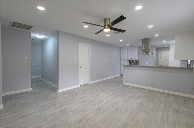 Building Photo - 12714 Bauman Rd