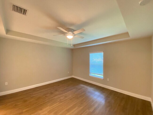 Building Photo - Beautiful home in Citrus Springs.