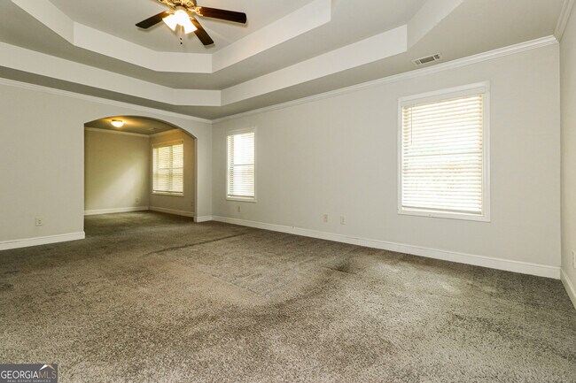 Building Photo - 787 Overlook Gln Dr