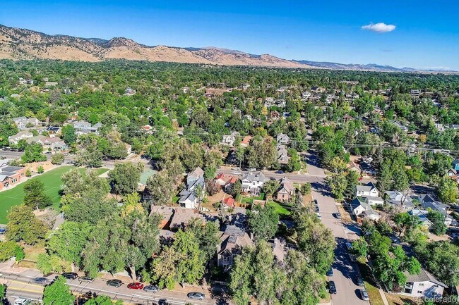 Building Photo - 2135 Spruce St