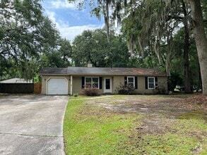 Building Photo - 3 bedroom 2 bath home in Village Green