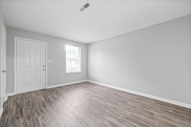 Building Photo - 630 R S Bradley Blvd