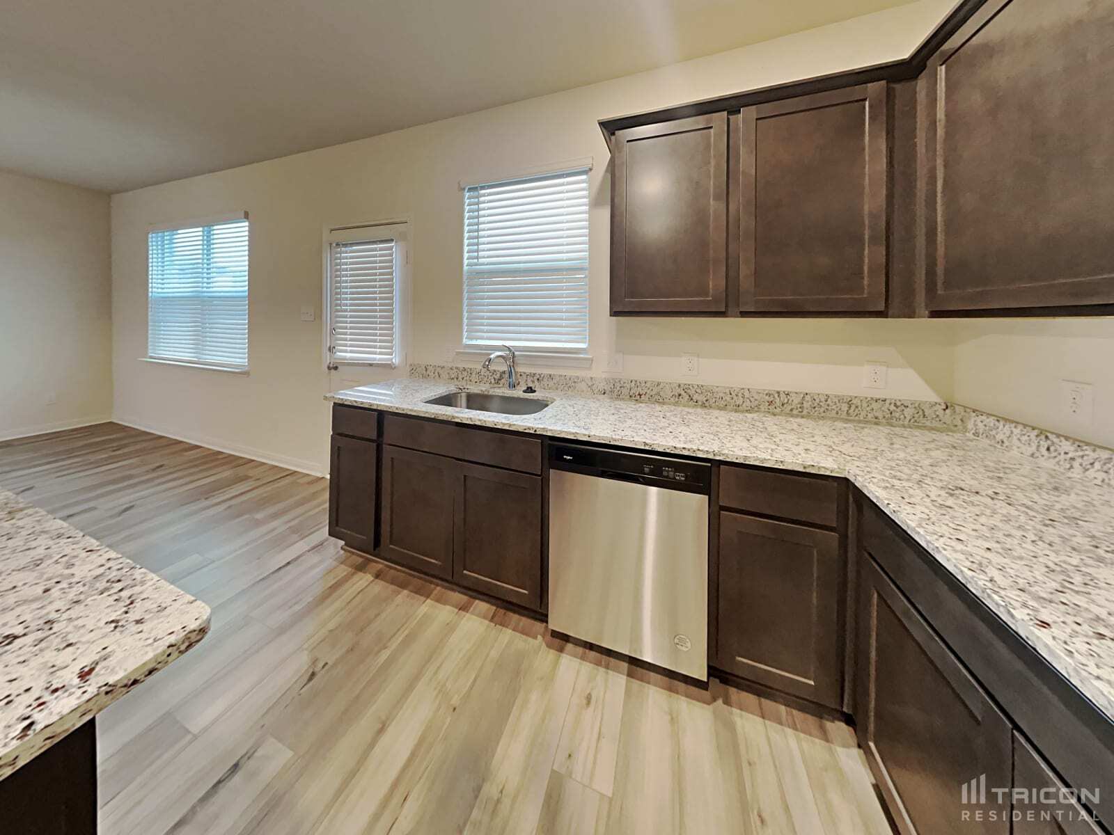 Building Photo - 921 Mallorie Ln