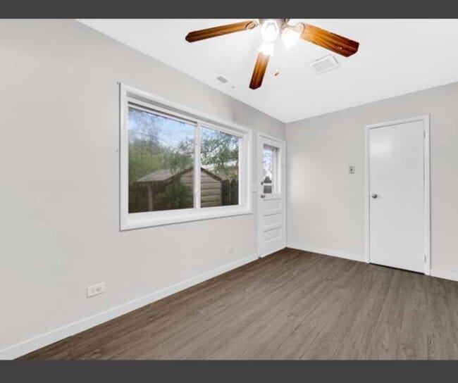 Building Photo - 1765 Short Ave