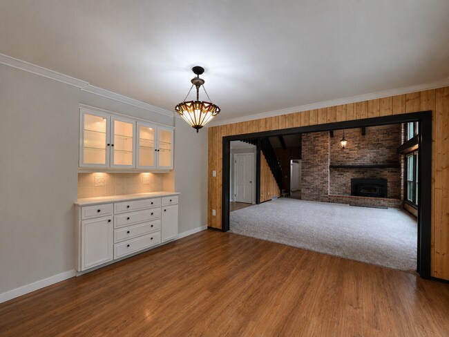 Building Photo - Private Arlington Retreat