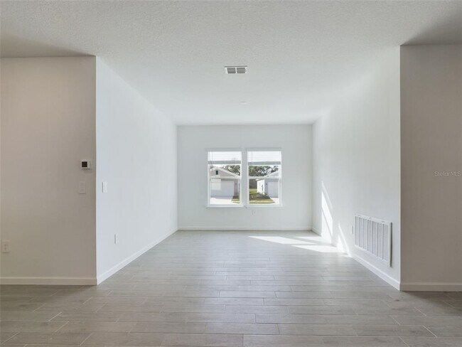 Building Photo - 6865 SW 87th St