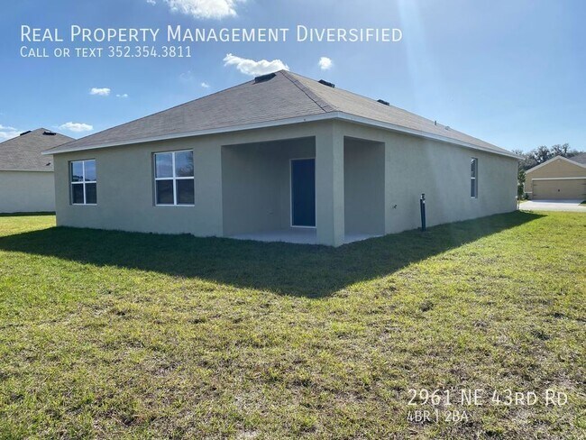 Building Photo - 2961 NE 43rd Rd