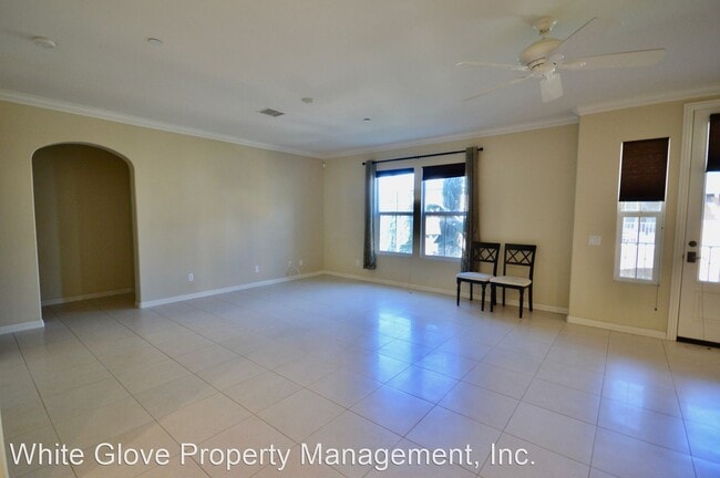 Building Photo - 3 br, 3.5 bath House - 756 South Olive Street