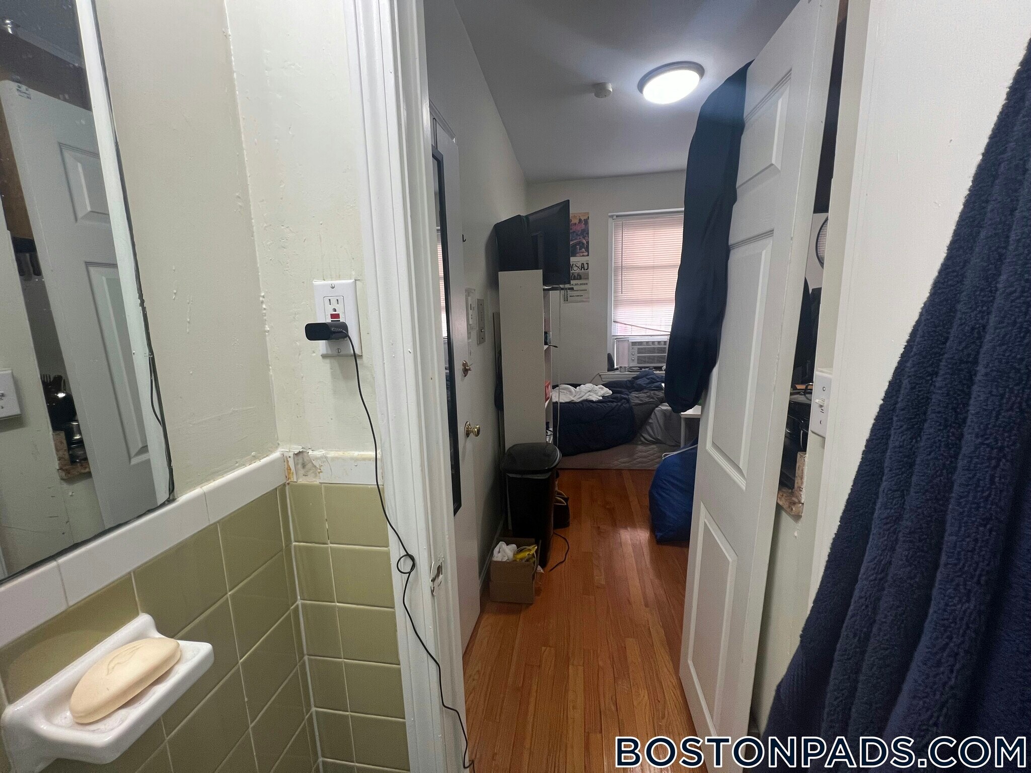 Building Photo - 10 Wait St