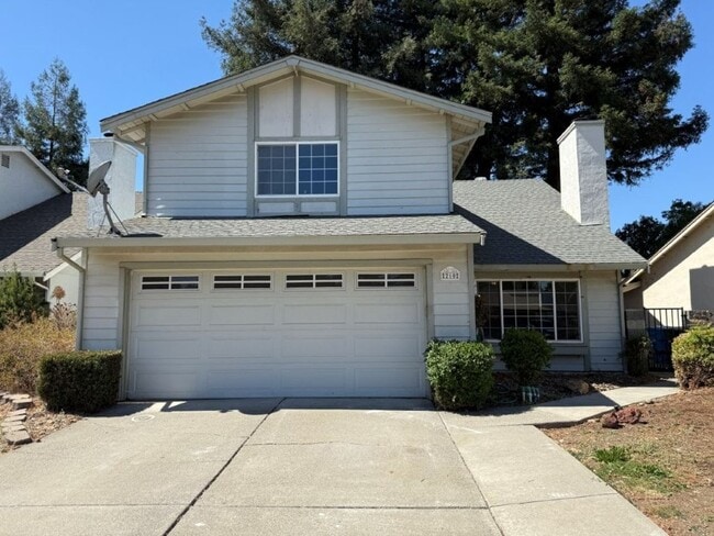 Building Photo - Updated 4 Bedroom 2.5 Bath Vacaville *Star...