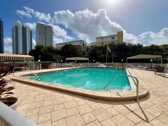 Building Photo - 210 172nd St