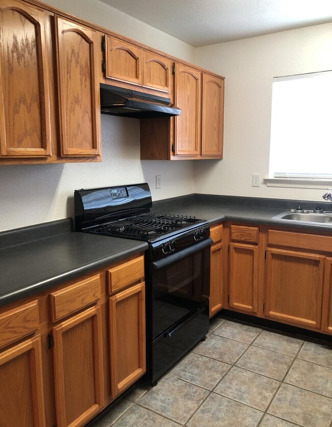 Building Photo - 12126 St Crispin Ave