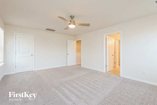 Building Photo - 613 Goldburn Wy