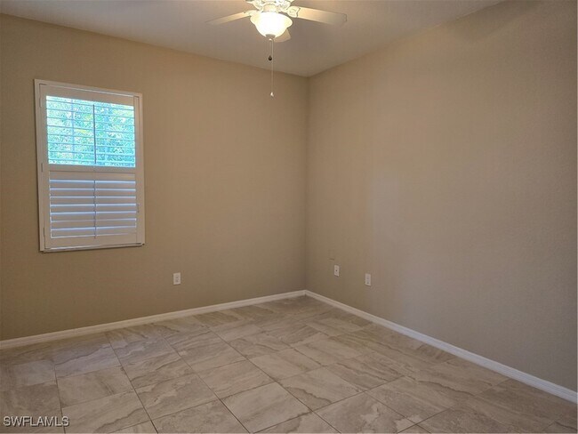 Building Photo - 1020 Peggy Cir