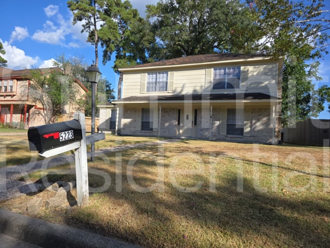 Building Photo - 5223 Brownlee Ln