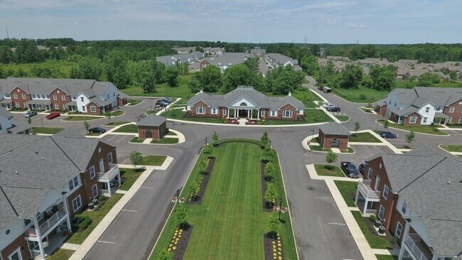 Building Photo - 3691 Albany Chase Rd