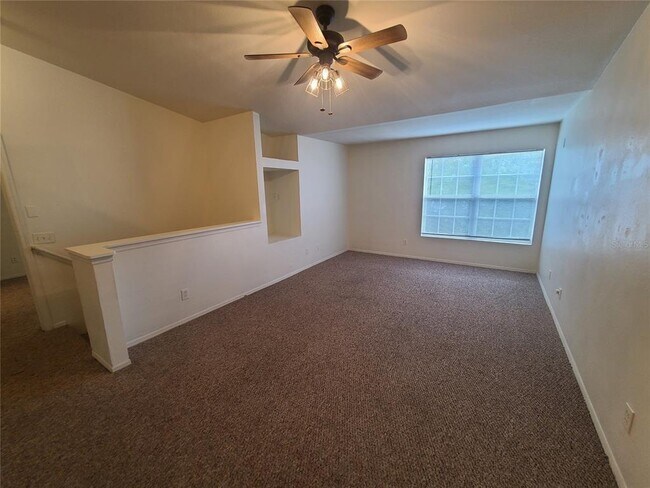 Building Photo - 5903 Willow Ridge Dr