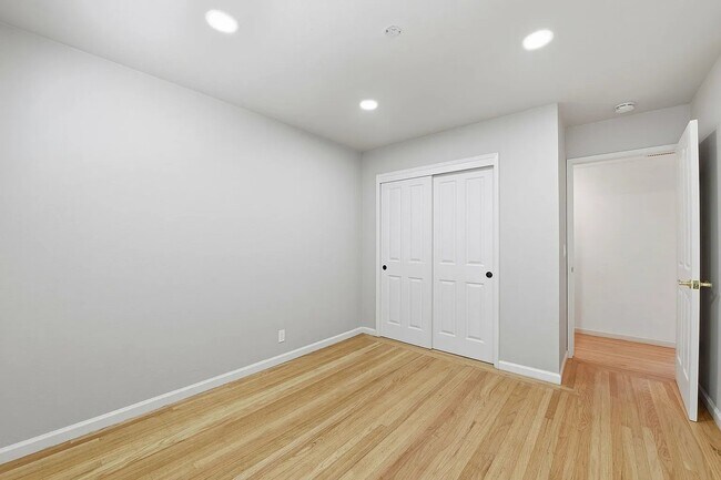 Building Photo - 4859 Borina Dr