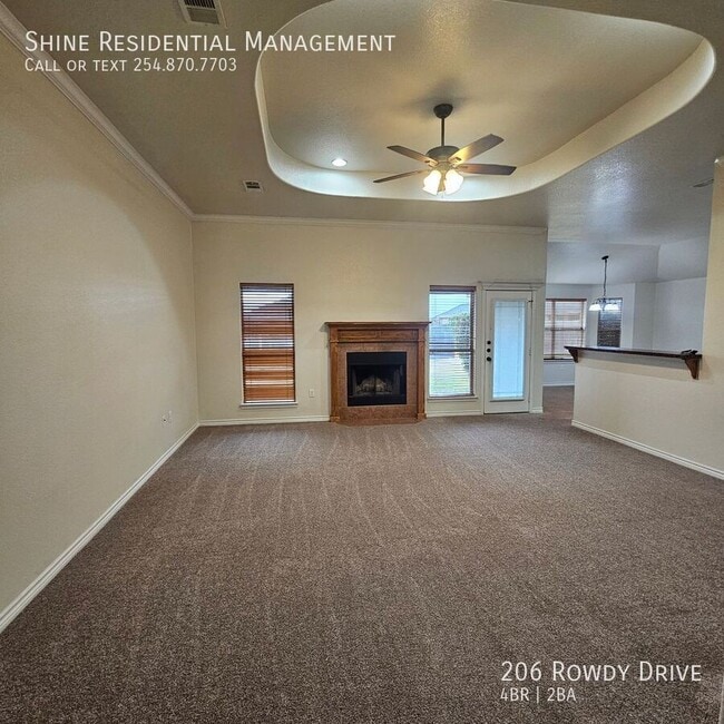 Building Photo - 206 Rowdy Dr