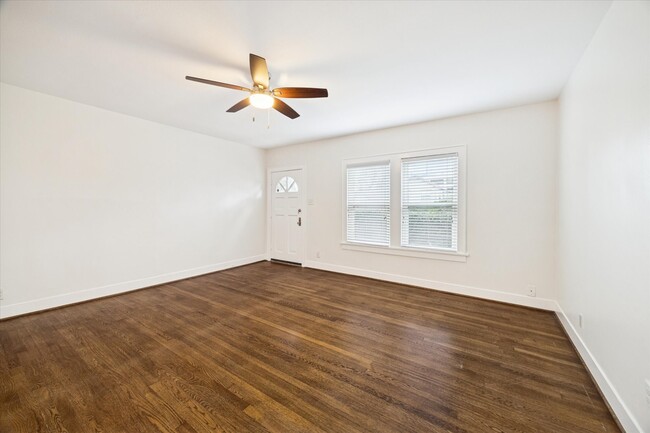 Building Photo - 1937 W McKinney St