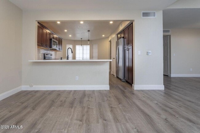 Building Photo - 13642 S 42nd Pl