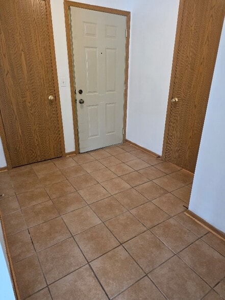 Primary Photo - 531 Leah Ln