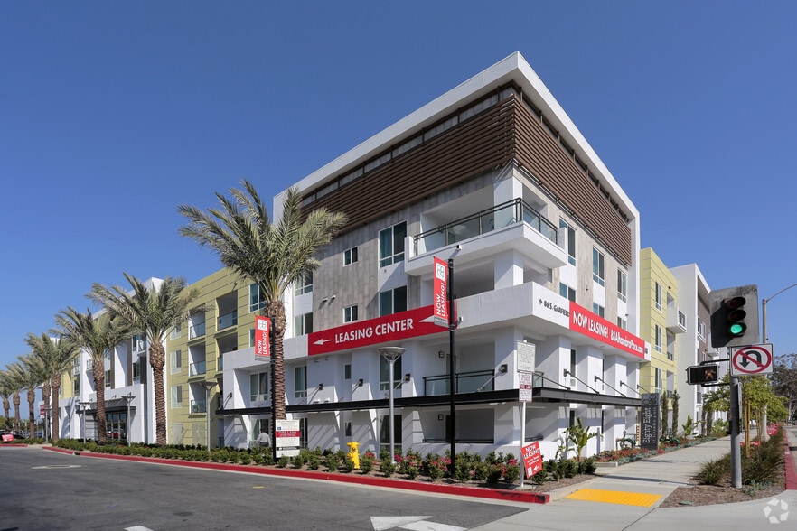 Building Photo - 88 at Alhambra Place