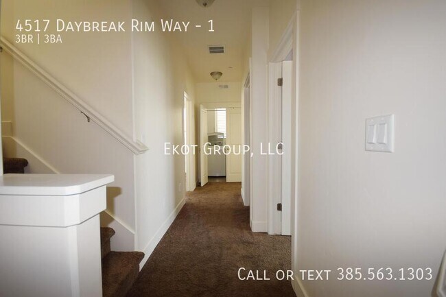 Building Photo - 4517 Daybreak Rim Way